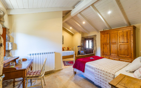 Habitación 3: cama doble y cama adicional